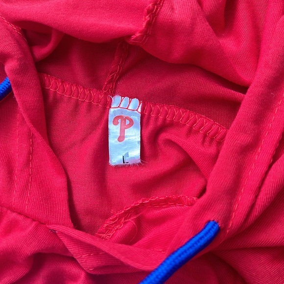 New Phillies Hooded Short Sleeve T-shirt - Picture 5 of 5